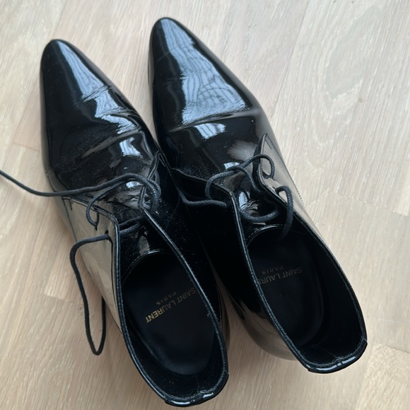 Size 37 Saint Lauren ankle laced up.  Shipping in February.  Excellent condition - Picture 2 of 5